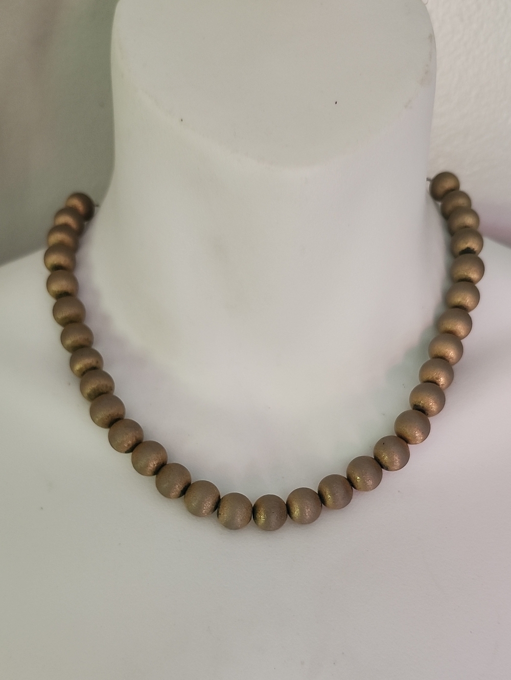 Round Bead Necklace in Matte Gold